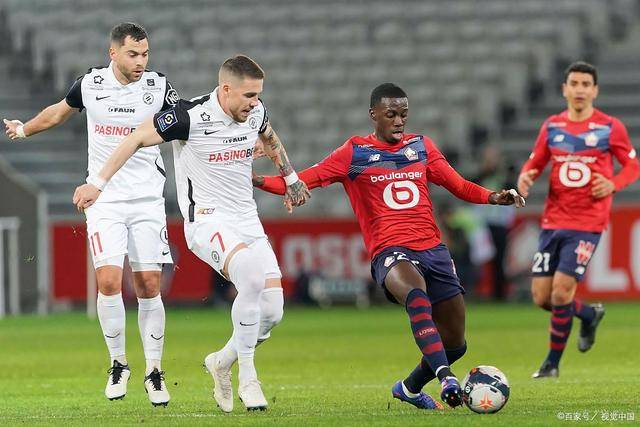 全市场：伊布想请斯洛特，卡迪纳莱想请格拉斯纳，米兰选帅陷僵局